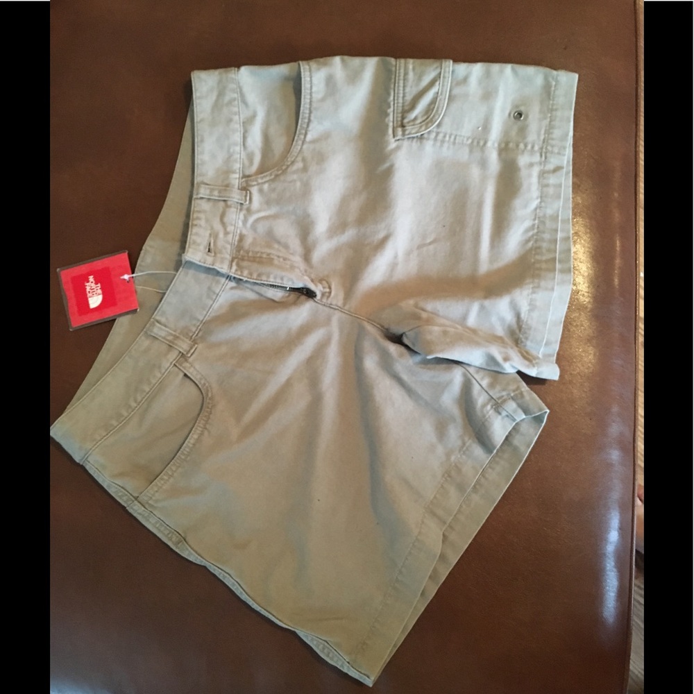 Size 10 Northface shorts